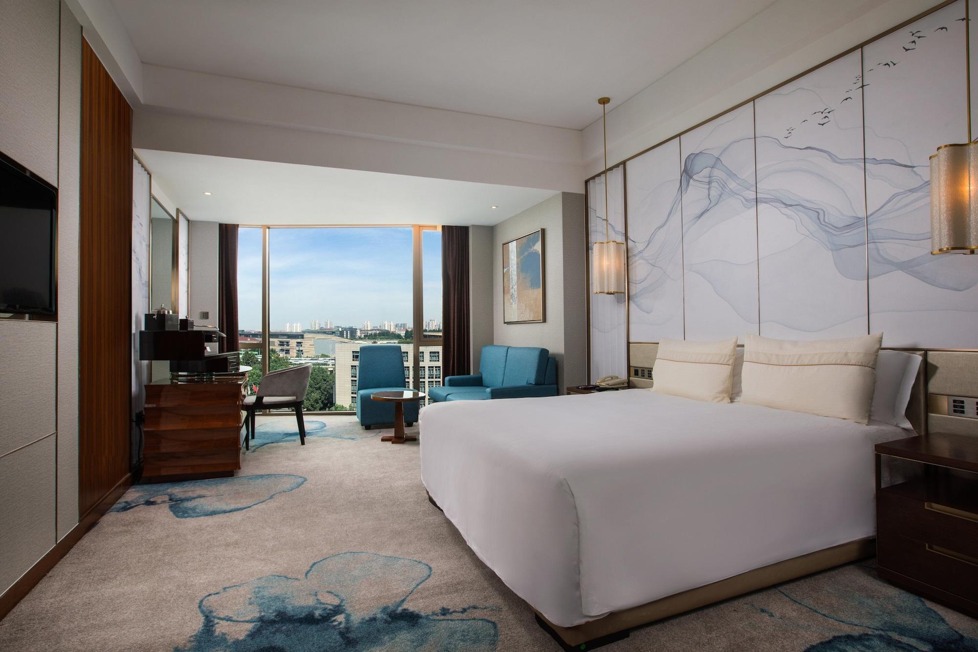Grand Millennium Shanghai Hongqiao Екстериор снимка