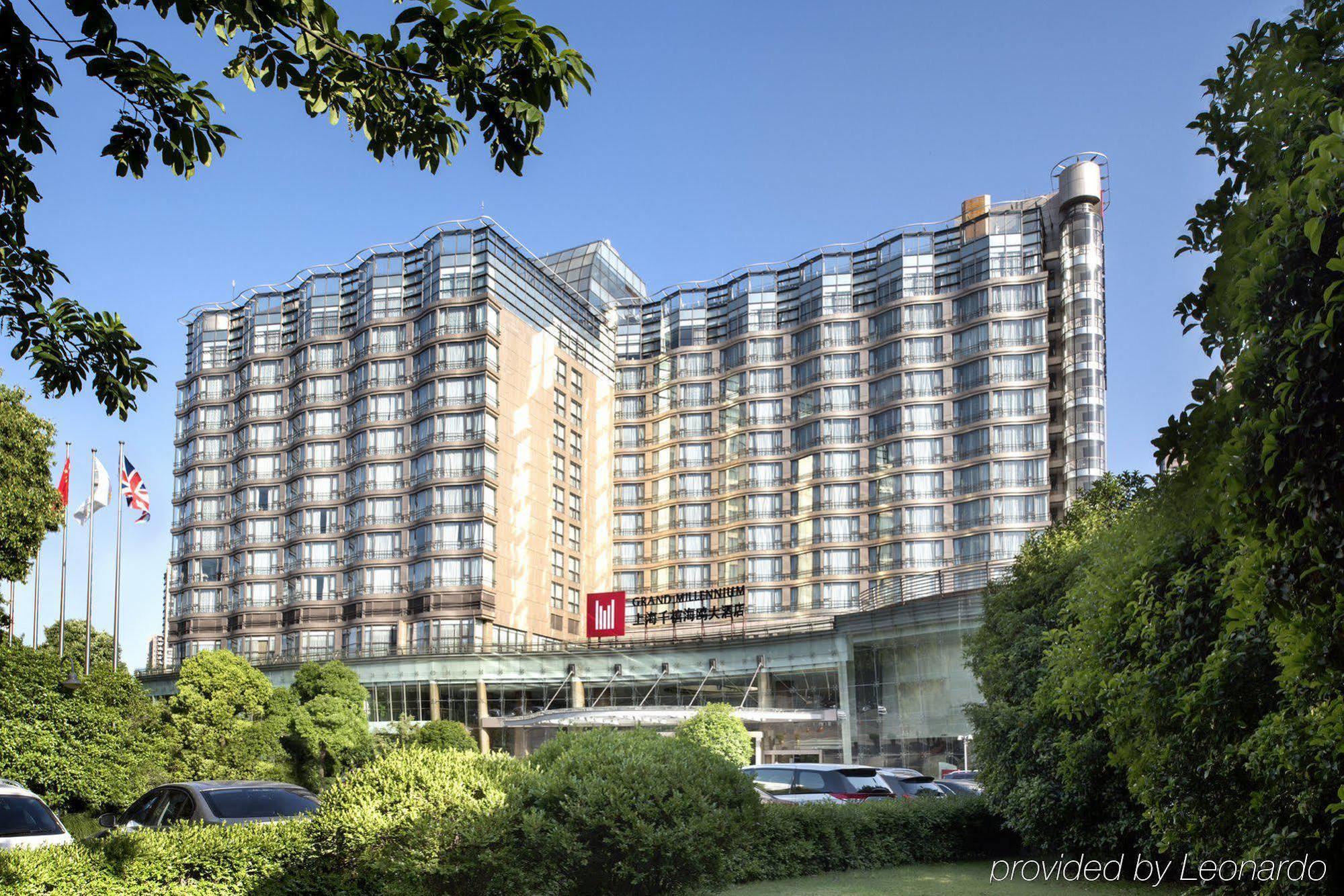 Grand Millennium Shanghai Hongqiao Екстериор снимка